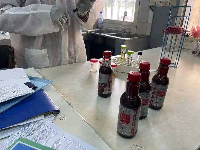 Kinshasa : fermeture d’une usine à Limete après la découverte de sildénafil dans une boisson énergisante