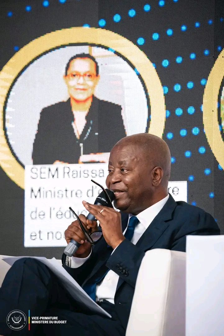 Gratuité de l’enseignement : le Gouvernement Suminwa renforce les mécanismes de financement et prépare son extension au secondaire